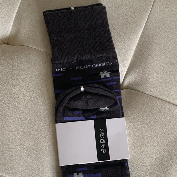 Novelty Socks -FREE in BUNDLE of 3 or more items! - Picture 4 of 6